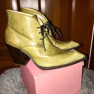 fluevog boots womens